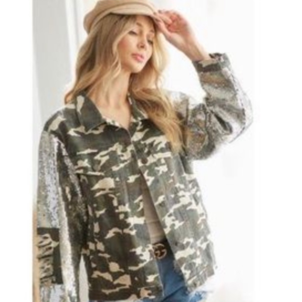 Camo jacket with sequined arms